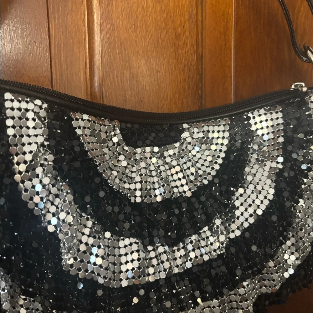 American Vintage Black and Silver Sequin Crescent Shoulder Bag - Picture 2 of 2